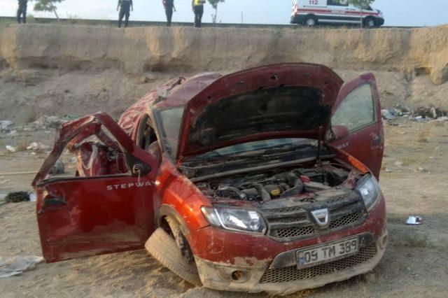 Aydın plakalı araç Aksaray’da kaza yaptı: 3 ölü, 4 yaralı