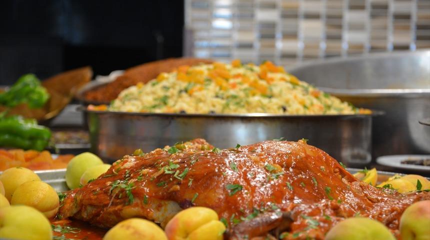 Malatya'nın yeni lezzeti kayısılı kaburga dolması