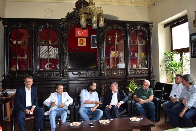 Trabzon Gazeteler Cemiyetinde bayramlaşma