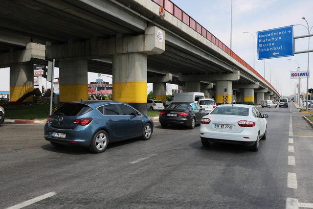 Afyonkarahisar'da bayram dönüşü trafik yoğunluğu