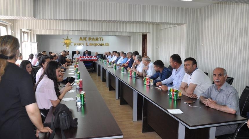 Kars’ta AK Parti 18. yaşını kutladı