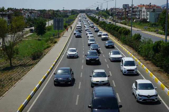 Edremit Körfezi'nde tatilcilerin dönüş yolculuğu