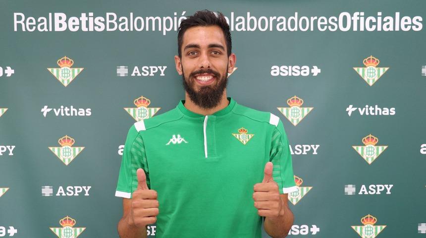Real Betis Borja Iglesias ile 5 yıllık sözleşme imzaladı
