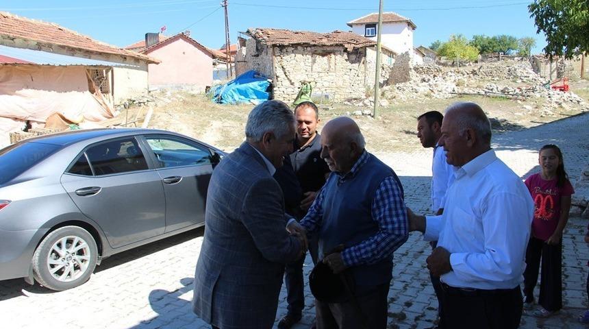 Dumlupınar protokol&uuml; şehit ve gazi ailerini ziyaret etti