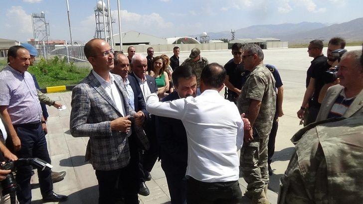 Kaymakam Kendüzler Yüksekova’dan ayrıldı G1