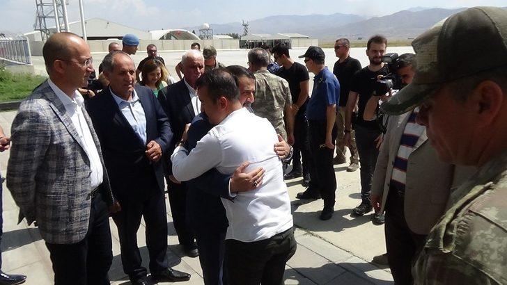 Kaymakam Kendüzler Yüksekova’dan ayrıldı G2