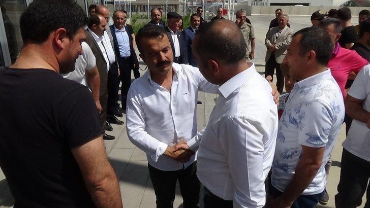 Kaymakam Kendüzler Yüksekova’dan ayrıldı G4