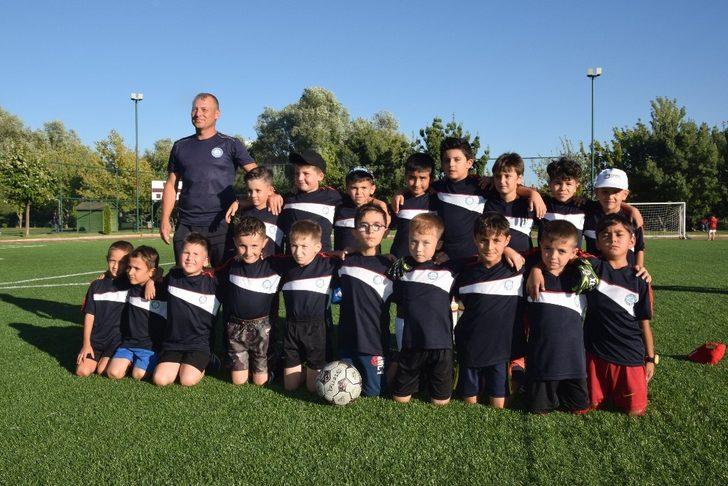 Eskişehirspor ile Büyükşehir Belediyesi’nden neşeli çift kale G2