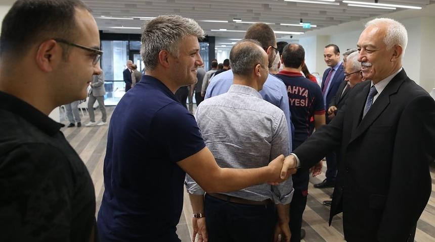 Belediye personeli bayramlaştı