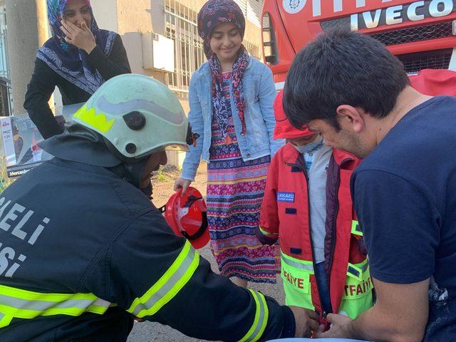 Lösemi hastası Ahmet'in itfaiyecilik hayali gerçekleşti