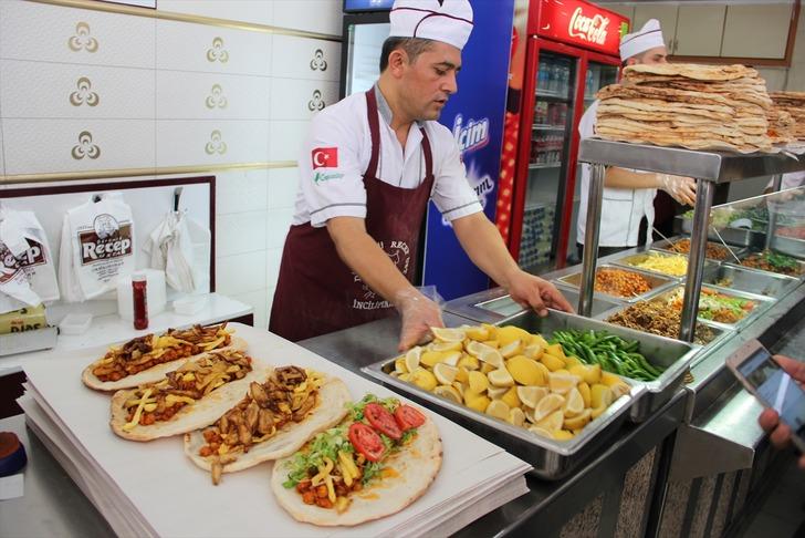 Gaziantep'in mütevazı lezzeti nohut dürüm G4