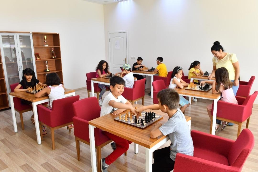 Başkent&rsquo;in en renkli okulları