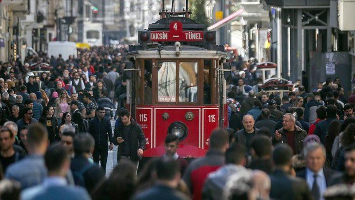 İstanbul'a turist akını: Tüm zamanların rekoru kırıldı, en çok hangi ülkeden turist geldi?