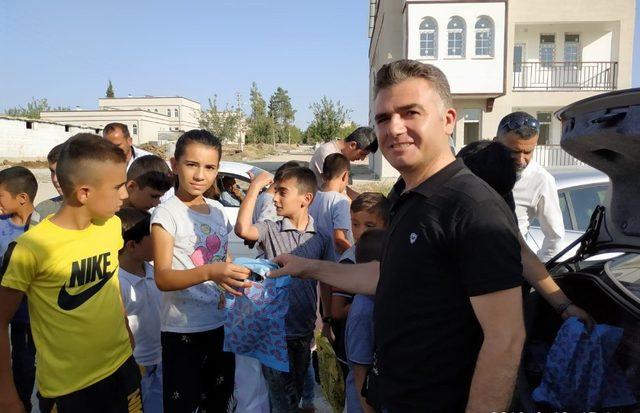 Adıyamanlılar Vakfı depremzedeleri bayramda yalnız bırakmadı