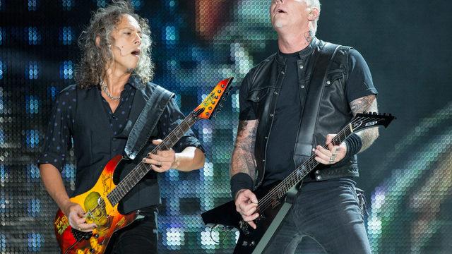 Metallica'dan çocuk hastanesine bağış