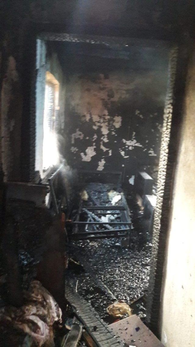 Ortaca’da ev yangını