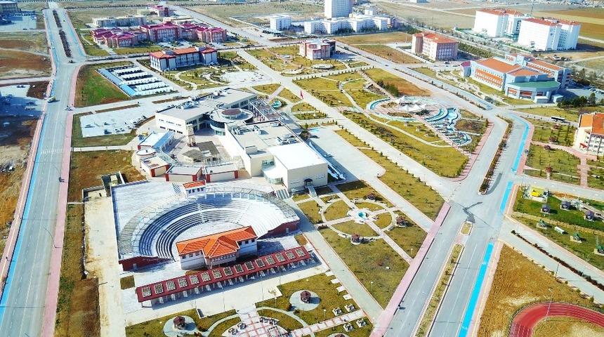 KM&Uuml;&rsquo;ye 3 bin 992 yeni &ouml;ğrenci