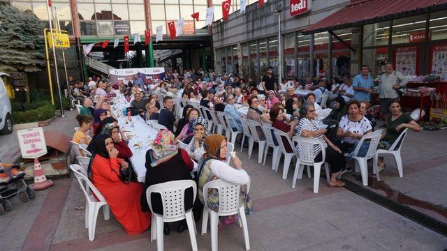 Başkan Hürriyet mahalle sakinleriyle bir araya geldi