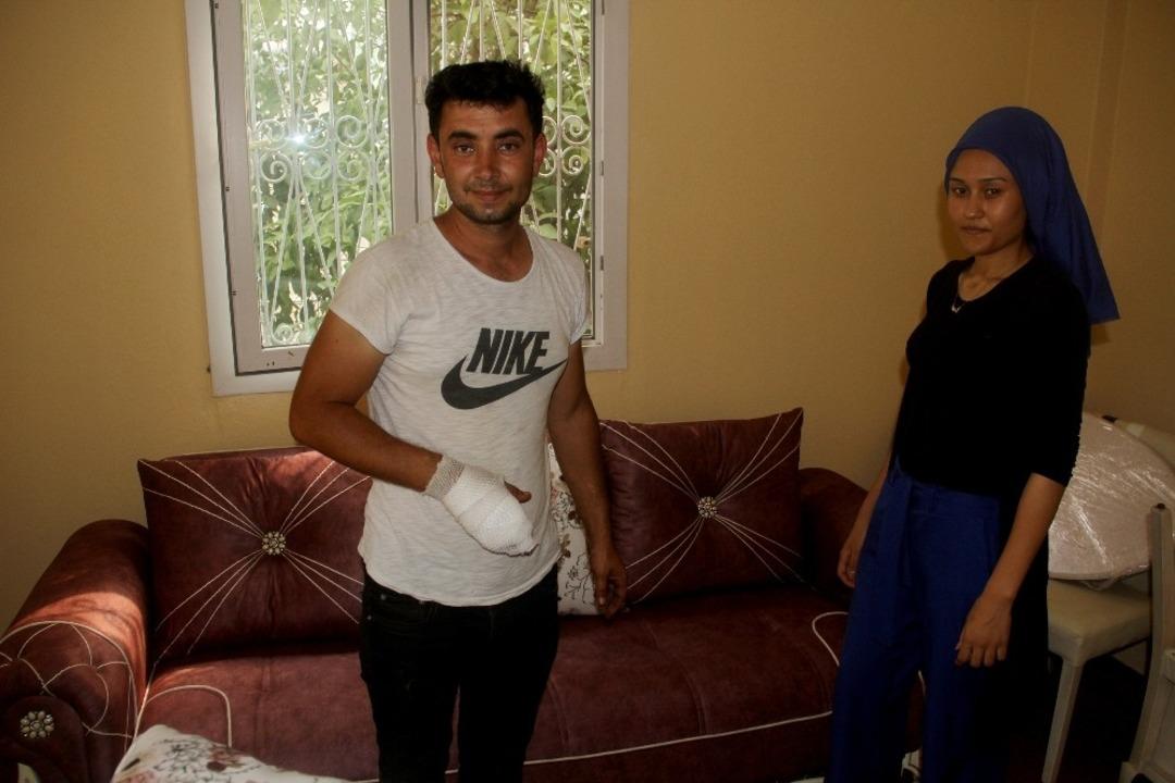 D&uuml;ğ&uuml;ne 3 g&uuml;n kala evleri yanan &ccedil;ifte yardım