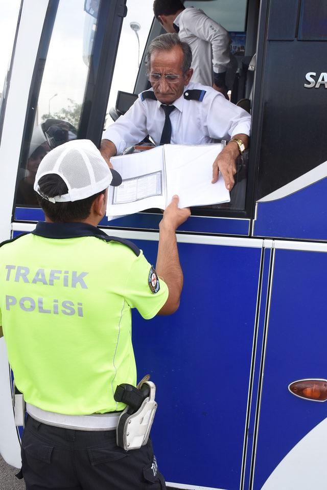 Kırıkkale polisinden otobüslerde 'takograf' denetimi