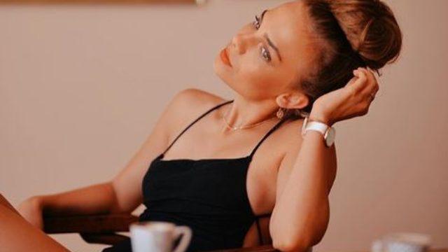 Bahar Şahin'den mayolu poz! 'Mutsuzum'