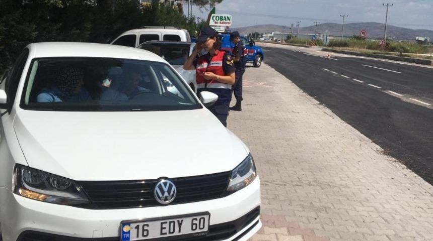 Trafikte alınan &ouml;nlemler sayesinde &ouml;l&uuml;ml&uuml; kazalar y&uuml;zde y&uuml;z azaldı