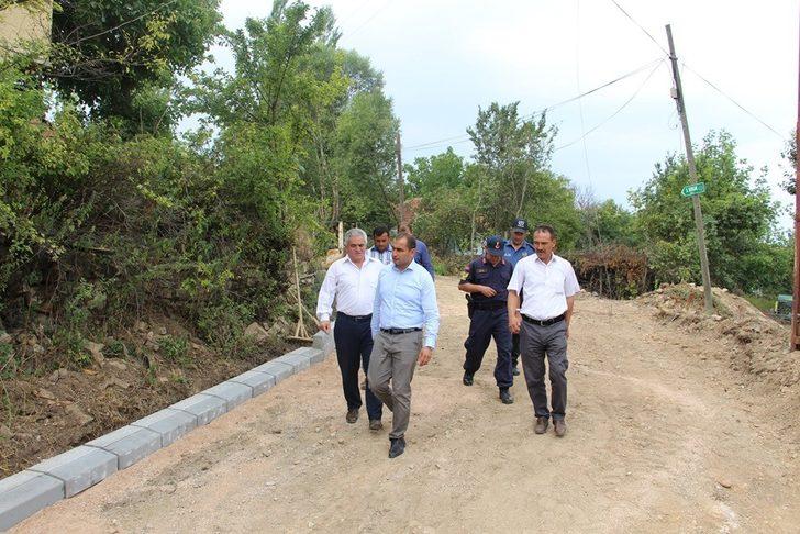 Dumlupınar’da şehitliklerde çalışmalar aralıksız sürüyor G2