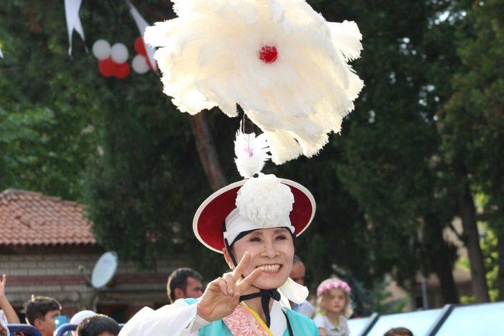 Sarımsak festivalinde halk oyunları ekipleri göz doldurdu G4