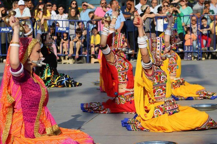 Sarımsak festivalinde halk oyunları ekipleri göz doldurdu G5