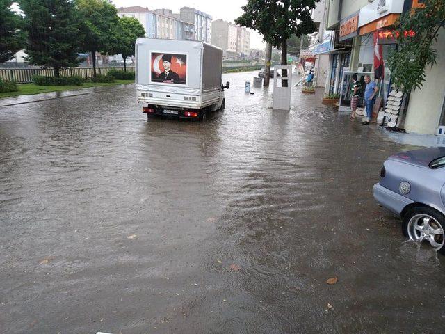 Kocaeli'de yağmur etkili oldu