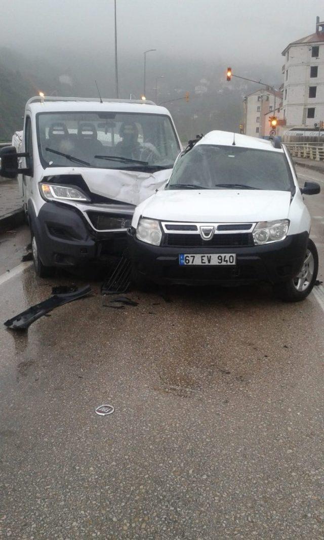 Yenice’de trafik kazası :  1 yaralı