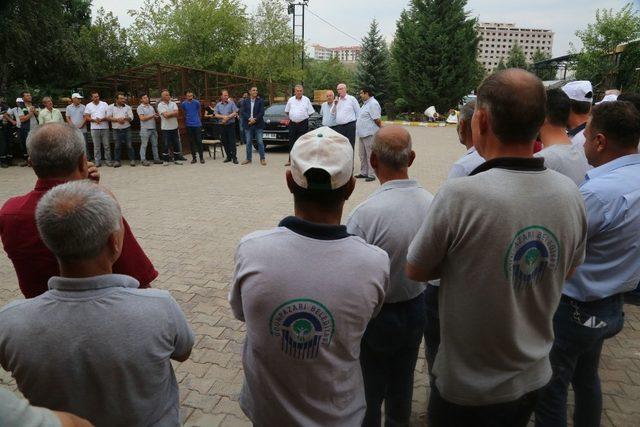 Başkan Kurt personel ile bayramlaşmaya devam ediyor