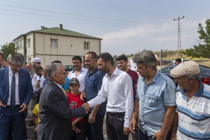 Başkan Büyükkılıç, Tomarza programında Yeşilbağ Mahallesi’ni ziyaret etti ve büyük bir ilgiyle karşılandı G4