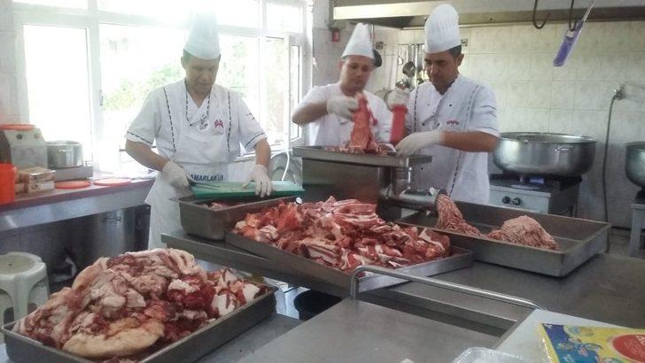 Edremit Belediyesi ihtiyaç sahiplerine  ‘ışık’  oluyor G1