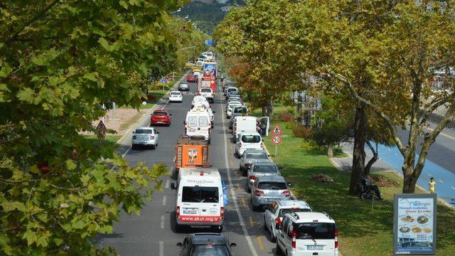 Gölcük depremi için 50 araçlık konvoy