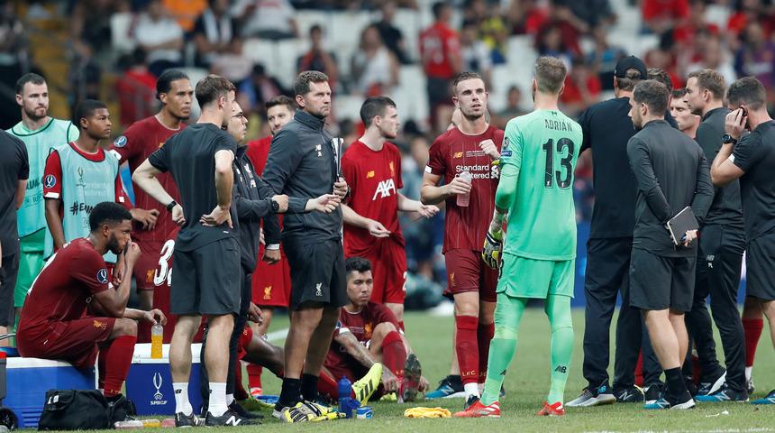 Jurgen Klopp: Adrian'ı taraftar sakatladı