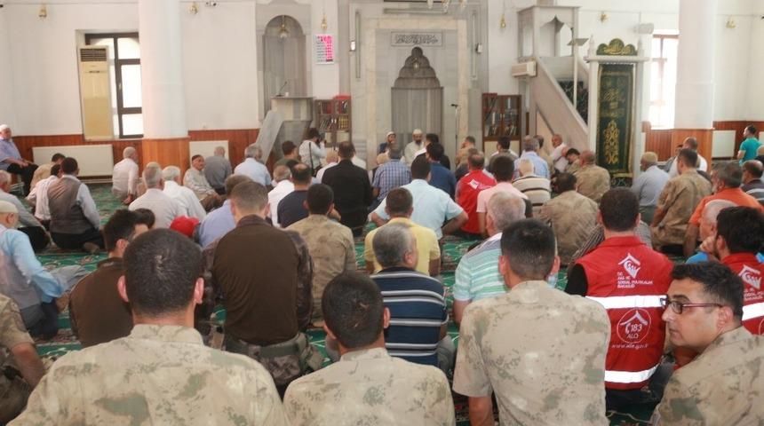 Şehitler i&ccedil;in mevlit okundu