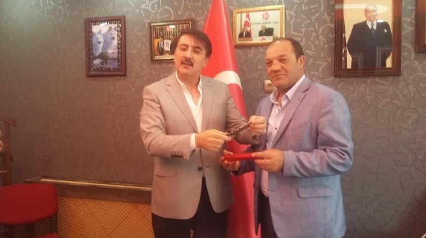 AK Parti Erzurum Milletvekili Aydemir’den MHP Erzurum İl Başkanı Karataş’a ziyaret