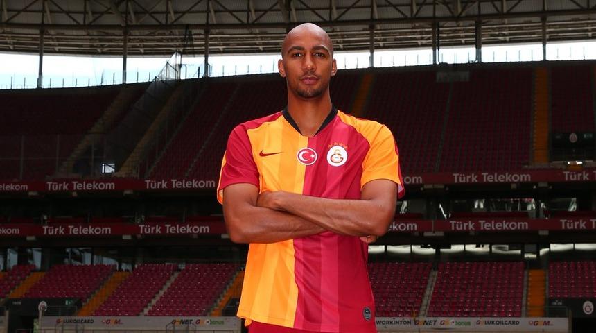 Roma, Steven Nzonzi'nin Galatasaray'a 1+1 yıllığına kiralandığını açıkladı