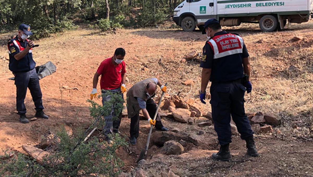 44 g&uuml;n sonra ortaya &ccedil;ıktı! Babasını &ouml;ld&uuml;r&uuml;p g&ouml;mm&uuml;ş