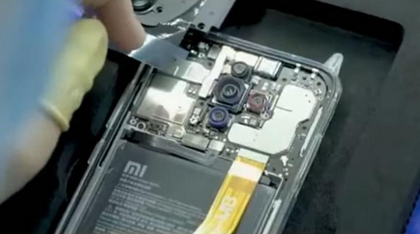 64MP&rsquo;lik ana kameraya eşlik eden 4 kameralı telefon