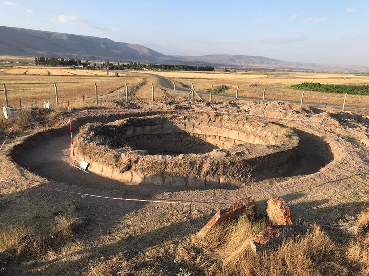 Erzurum'da Alaaddin Keykubat ve annesi Gürcü Hatun’un mezarı arandı G4