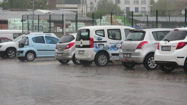 Çanakkale’de sağanak yağış