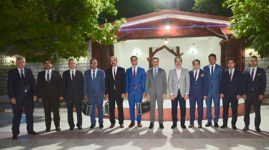 M&uuml;lki İdare Amirleri veda yemeğinde buluştu