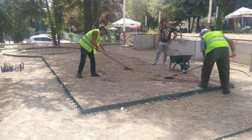 K&uuml;tahya&rsquo;da yeşil alan d&uuml;zenleme &ccedil;alışmaları