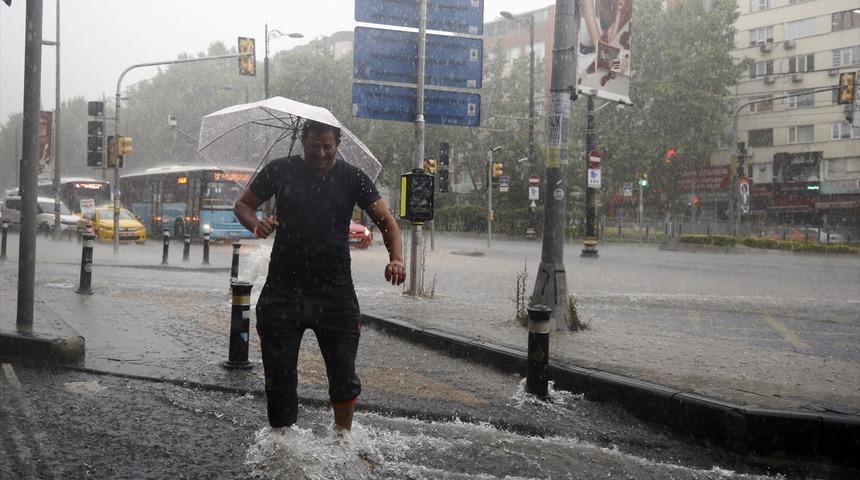 Meteoroloji bölgeleri sıraladı ve sağanak uyarısında bulundu!