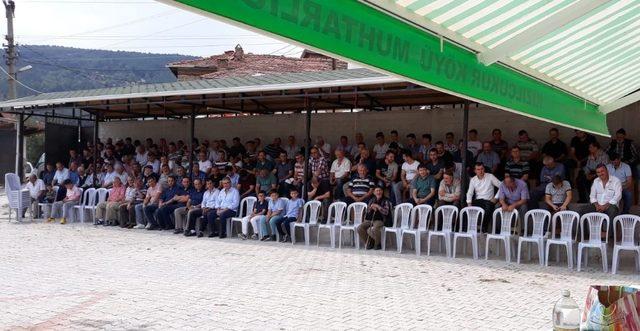 Tavşanlı’nın Kızılçukur Köyü sakinleri, ’Erenleri anma’ etkinliği düzenlendi