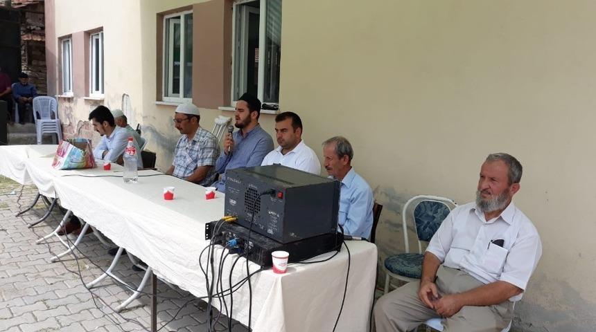 Tavşanlı’nın Kızılçukur Köyü sakinleri, ’Erenleri anma’ etkinliği düzenlendi