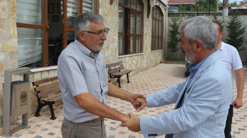 Sazak’tan Bozkurt’a hayırlı olsun ziyareti