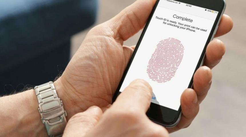 Parmak izi ile WhatsApp güvenliği üzerinde çalışıyor